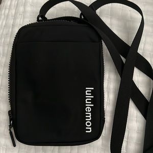 Lululemon Easy Access Crossbody